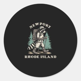 Sticker Rond Aventure de randonnée mignonne à Newport Rhode Isl