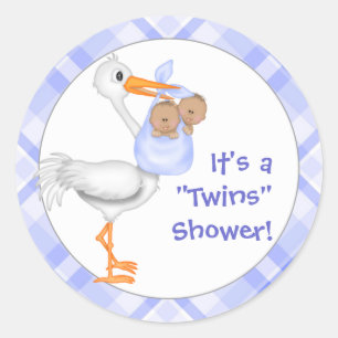 Sticker Rond Baby shower Stork & Twin Boys (peau foncée)