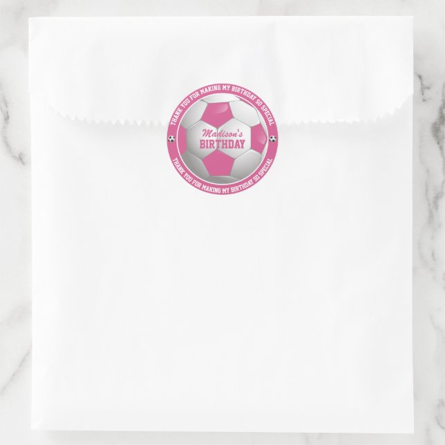 Sticker Rond Balle de football Merci d'anniversaire rose et bla (Sac)