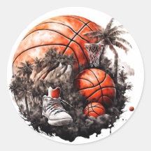 Basket-ball et chaussures sur herbe avec palmiers