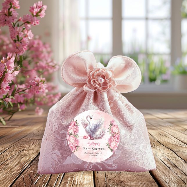 Sticker Rond Beau Swan rose Floral Baby shower fille (Beautiful Swan Pink Floral Peonies Girl Baby Shower Favor Round Sticker)