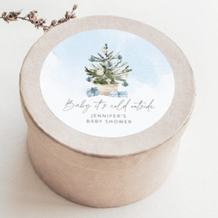 Sticker Rond Bébé hiver bleu il fait froid dehors baby shower