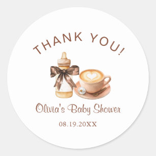 Sticker Rond Bébé prépare du café Baby Shower Merci