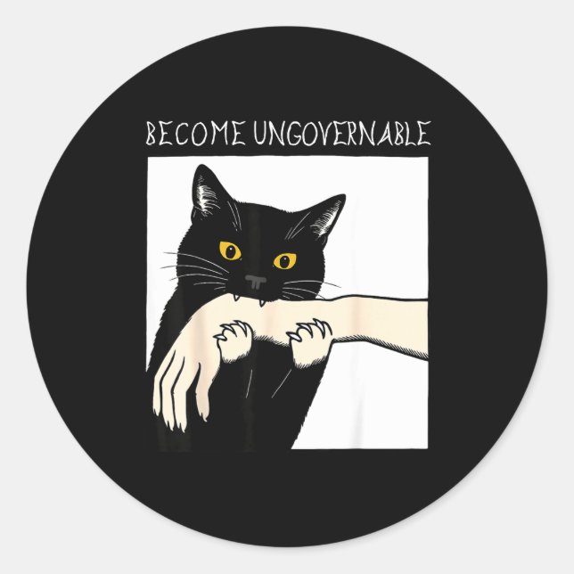 Sticker Rond Become Ungovernable - Black Cat Biting Hand Funny  (Devant)