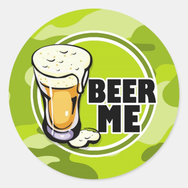 Sticker Rond Beer Me ! camo vert vif, camouflage (Devant)