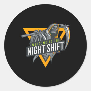 Sticker Rond Bienvenue À La Nuit Shift Swagazon Associé Nuit