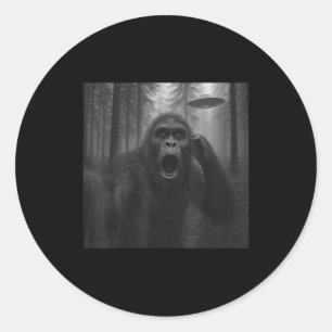 Sticker Rond Bigfoot Alien Ufo Selfie Drôle Sasquatch Meme Homm