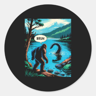 Sticker Rond Bigfoot Sasquatch Monstre du Loch Ness Introverti