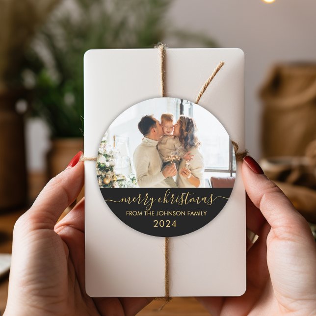 Sticker Rond Black Gold Script Family Photo Joyeux Noël (Créateur téléchargé)