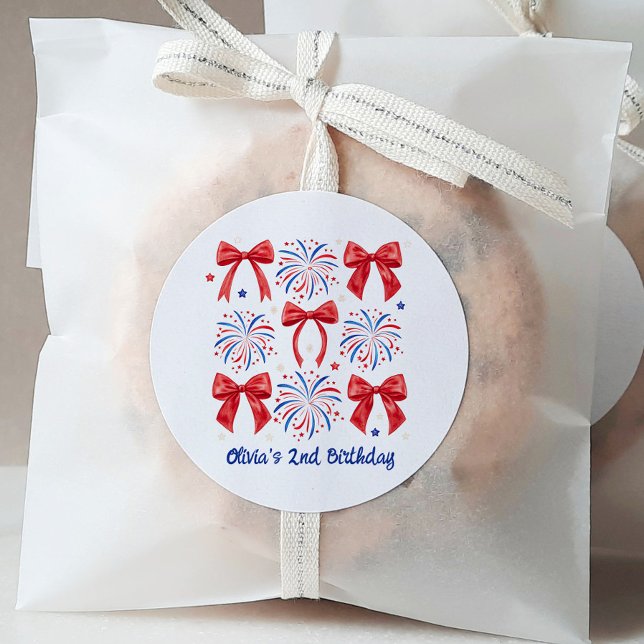 Sticker Rond Blanc rouge et deux juillet Fille 2e anniversaire (Créateur téléchargé)