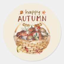 Bonne récolte de champignons sauvages d'automne