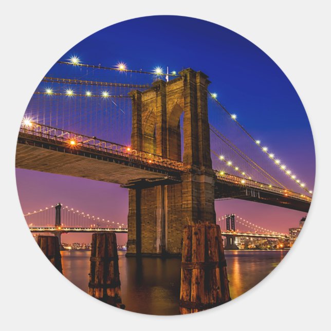 Sticker Rond Brooklyn Bridge, New York à la nuit (Devant)