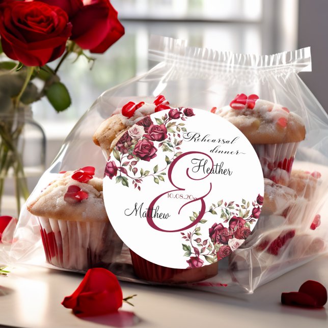 Sticker Rond Burgundy Floral Moderne "Dîner de répétition" Mari (Créateur téléchargé)