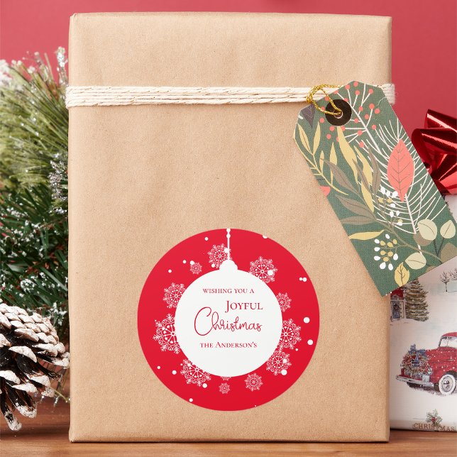 Sticker Rond Calligraphie moderne ornement de Noël Gras Rouge (Modern Calligraphy Christmas ornament Bold Red Classic Round Sticker)