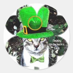 STICKER ROND CAT DU JOUR DE ST PATRICK AVEC LE TRÈFLE DE