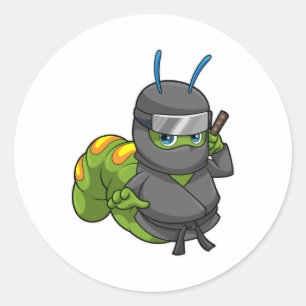 Sticker Rond Caterpillar comme Ninja avec épée