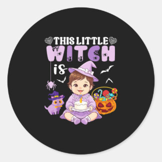 Sticker Rond Cette petite sorcière fête son 1er anniversaire Ha