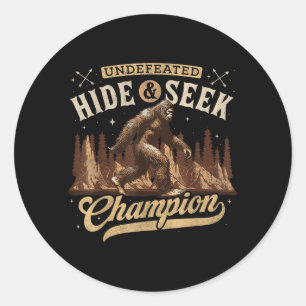Sticker Rond Champion de cache-cache invaincu de Bigfoot