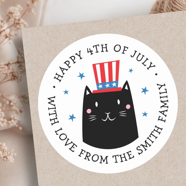 Sticker Rond Chat portant un casquette patriote 4 juillet (Cat wearing a patriotic hat 4th of July Classic Round Sticker)