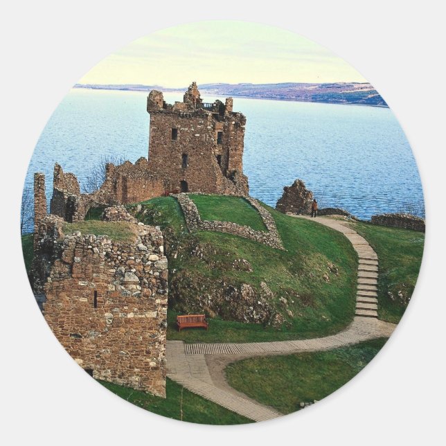 Sticker Rond Château d'Urquhart, Loch Ness, Ecosse (Devant)