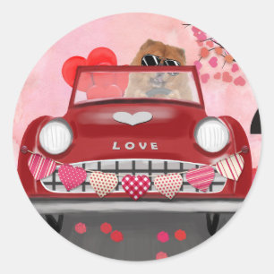 Sticker Rond Chow Chow Chien Conduisant une Voiture avec des Cœ