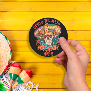 Sticker Rond Cinco de Mayo Chihuahua portant Sombrero & Serape