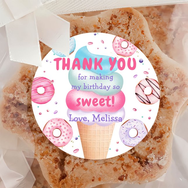 Sticker rond classique Anniversaire de crème glacé (Créateur téléchargé)