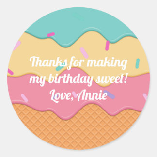 Sticker Rond Cône De Crème De Glace Avec Saupoudrer Ballotin Am