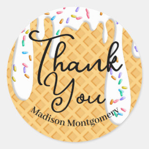 Sticker Rond Cône De Crème De Glace Avec Vanille Frosting & Spr