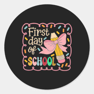 Sticker Rond Coquette Premier Jour D'École1