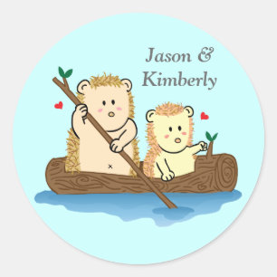 Sticker Rond Couple de hérissons mignons naviguant sur un batea