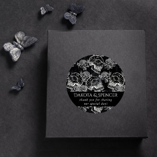 Sticker Rond Crânes et Roses à la Craie   Remerciements Gothiqu