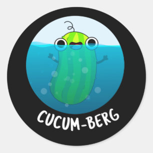 Sticker Rond Cucum-berg Funny Concomber Pun Dark BG