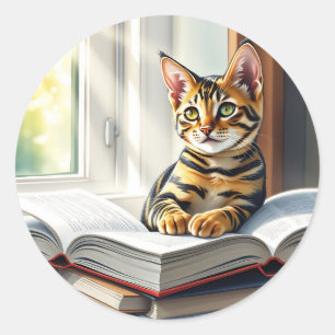 Sticker Rond Curieux Chat et livres