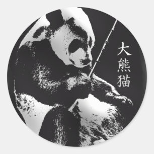 Sticker Rond Cute Giant Panda Bear jouant avec Bambou.