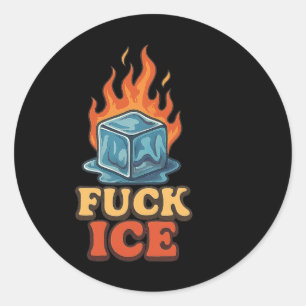 Sticker Rond Cute Ice Cube Sur Le Feu Manifestation De Glace Dé