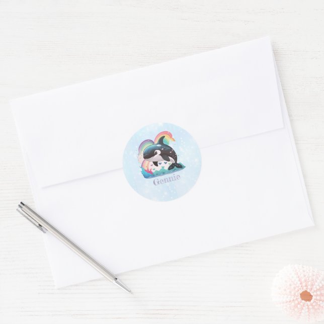 Sticker Rond Cute Kawaii Orca Killer Whale Rainbows Papillons (Enveloppe)