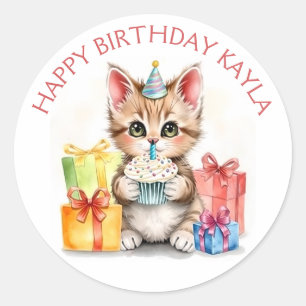 Sticker Rond Cute Kitten personnalisé en Casquette d'anniversai