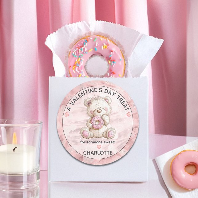 Sticker Rond Cute Teddy Bear | Donut Sweet Treat Valentines (Cute Teddy Bear with Donut "A Valentine's Day Treat for Someone Sweet!" Classic Round Sticker)