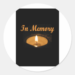 Sticker Rond Dans la lueur de bougie de mémoire