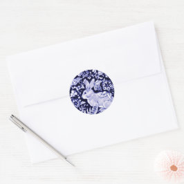 Sticker Rond Dedham Blue Rabbit, Classic Blue & White Design
