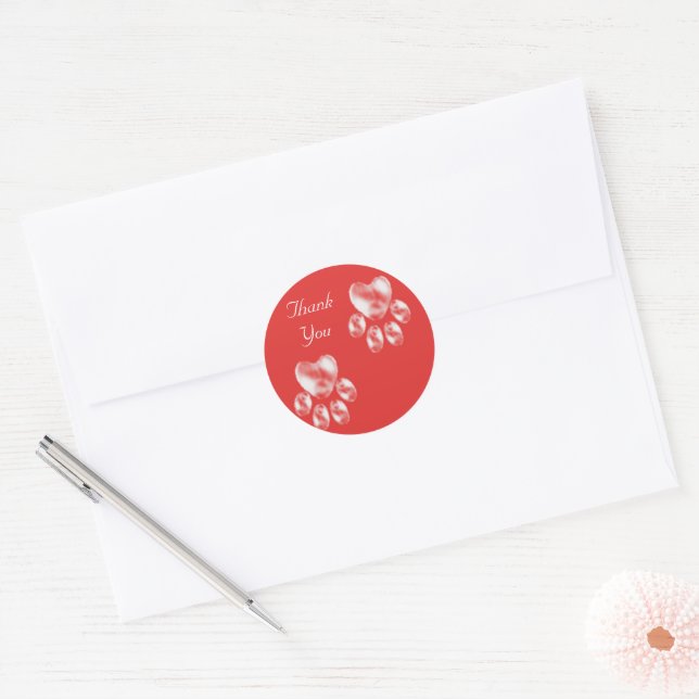 Sticker Rond Des pattes élégantes sur le Merci rouge (Enveloppe)
