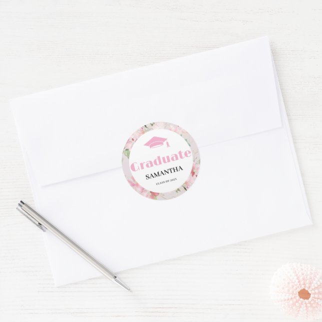 Sticker Rond Diplômée aux Fleurs Roses (Enveloppe)