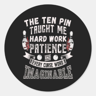 Sticker Rond Dix Épingles M'A Appris Chaque Mot Maléfique Homme