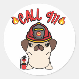 Sticker Rond Drôle chien de Carlin est pompier