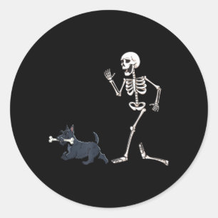 Sticker Rond Drôle Halloween Scottish Terrier et squelette
