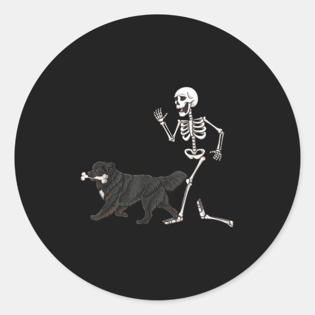 Sticker Rond Drôle Halloween Terre-Neuve Et Squelette (Devant)