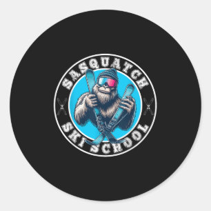 Sticker Rond École de ski Sasquatch Bigfoot drôle de ski 