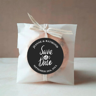 Sticker Rond Élégant et Stylé Mariage Noir "Save the Date"