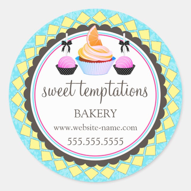Sticker Rond Élégant gâteau et côtelettes de gâteaux roses (Devant)